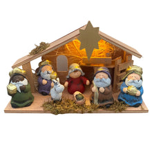 Cargar imagen en el visor de la galería, Portal Nacimiento infantil 1 LED 7 Figuras 28x10x17cm belén figuras pesebre de navidad decoración hogar, 2 modelos, envío de 1 unidad al azar