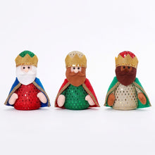Cargar imagen en el visor de la galería, Set de 3 Reyes Magos Colgantes para Árbol de Navidad, Figuras de Tela Melchor, Gaspar y Baltasar, Adornos Navideños Decoración del Hogar