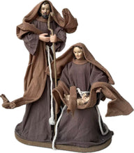 Cargar imagen en el visor de la galería, Nacimiento Navidad Familia José, María y Niño Jesús – Belén Escena Pesebre con Figuras 28x16x33 cm Marrón