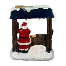 Cargar imagen en el visor de la galería, Escena Tienda Resina Con Luz 2 Led 0.06 W para Decoración de Navidad 9.8x6x11 cm