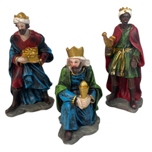 Cargar imagen en el visor de la galería, Nacimiento Resina 9 Piezas Aprox 15 cm Figuras Jesus, Maria, Jose, Reyes magos, Angel, Buey y Burro, Belen Pesebre Decoracion Navidad