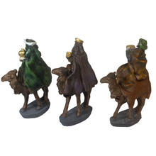 Cargar imagen en el visor de la galería, Juego 3 Reyes Magos En Camello 14cm Rey Mago Decoracion Navidad