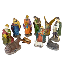 Cargar imagen en el visor de la galería, Nacimiento Belén Grande 11 figuras Portal de Belén Reyes Magos María Jesús y José 28-30cm