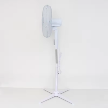 Cargar imagen en el visor de la galería, Ventilador de Pie Silencioso Redondo Oscilante 3 Velocidades Cabezal Inclinable y Altura Regulable