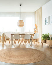 Cargar imagen en el visor de la galería, Alfombra redonda trenzada de yute – Diámetro 110 cm