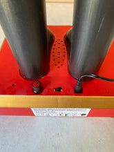 Cargar imagen en el visor de la galería, Gran Soldado Cascanueces Byron Con Luz y Movimiento 110 cm figura soldado rojo Para Decoración de Navidad