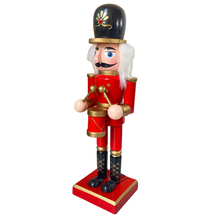 Cargar imagen en el visor de la galería, Cascanueces Soldado Verde / Rojo De Madera Navideño Figura Decorativa Para Decoracion de Navidad