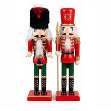 Cargar imagen en el visor de la galería, Set 2 Cascanueces Soldados Verde / Rojo De Madera Navideño 7.5x6x25 cm Figuras Decorativa Para Decoracion de Navidad