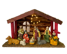 Cargar imagen en el visor de la galería, Nacimiento 9 Piezas de Resina Con Portal Pesebre Madera Con Luz de 8 Bombias de LED Luminoso Belén Para de Decoracion de Navidad