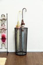 Cargar imagen en el visor de la galería, Paragüero de Malla Metálica, Soporte para Paraguas de Malla metálica, Porta Paraguas, Recipiente para Paraguas, Paragüero metálico de Malla, Altura 51 cm y diámetro 26 cm, Negro