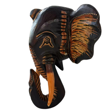 Cargar imagen en el visor de la galería, Cabeza Elefante de Pared de Madera Marrón hecho a mano decoración del hogar