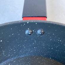 Cargar imagen en el visor de la galería, Kadal - Sartén Inteligente con Termo Control Antiadherente Induccion Para todo Tipo de Cocina