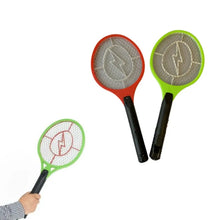 Cargar imagen en el visor de la galería, Kmt Style - Raqueta eléctrica matamosquitos matamoscas anti-insectos repelente para matar moscas mosquitos e insectos, ENCHUFE CORRIENTE, BATERÍA de Pilas Y USB