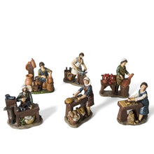 Cargar imagen en el visor de la galería, Figura de Belen de Oficios Trabajadores, Carnicero, Panadera, Zapatero, Herrero, Alfarero, leñador, Resina 6 Piezas 9x5.5x11 cm aproximamente para decoracion de navidad