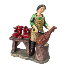 Cargar imagen en el visor de la galería, Figura de Belen de Oficios Trabajadores, Carnicero, Panadera, Zapatero, Herrero, Alfarero, leñador, Resina 6 Piezas 9x5.5x11 cm aproximamente para decoracion de navidad