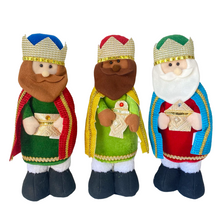 Cargar imagen en el visor de la galería, Conjunto de 3 Figuras Reyes Magos de Tela para Decoración de Navidad y el Día de Reye 13x10x39cm