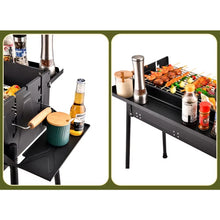 Cargar imagen en el visor de la galería, Gran Barbacoa de Carbón con 3 Estanterias en los laterales Plegable Portátil 102.5x44x83 cm, para cocina al aire libre, Camping, senderismo, Picnics, parrilla de carbón, Una Sensación Comoda, Estetico y Resistente, Facil de Limpiar