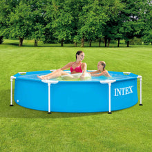 Cargar imagen en el visor de la galería, Intex 55242 - Piscina Desmontable Redonda Metal Frame Familiar Color Azul, Medidas Ø244x51 cm, Capacidad 1,828 litros, Material Resistente Triple Capa, Tubular, Infantil