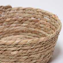 Cargar imagen en el visor de la galería, Cesta cuerda para almacenaje hecha de fibra con acabado color natural ø16x9 cm