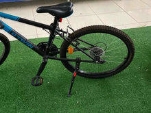 Cargar imagen en el visor de la galería, Caballete Lateral Ajustable, Pata Pie de Cabra para Bicicleta, Soporte de Bicicleta Altura Ajustable Aleación Aluminio Robusta Pata de Cabra para Bicicleta de Plegable Montaña