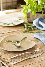 Cargar imagen en el visor de la galería, Cubertería de Acero Inoxidable 16 Piezas – Quttin Classic – Fabricada en la UE