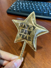 Cargar imagen en el visor de la galería, 6 Diademas de "oro feliz año nuevo" color oro y plata estrella 6 unds Navidad