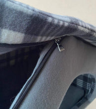 Cargar imagen en el visor de la galería, Casa para Perro Gato Mascota con Cojin, y Cremallera Desmodable
