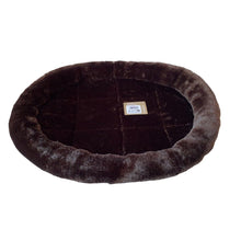 Cargar imagen en el visor de la galería, Cojín Cama Ovalado Para Perro Gato Mascotas Beige o Marrón 52x43cm