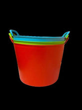 Cargar imagen en el visor de la galería, CAPAZO PLASTICO 42 L PISTACHO ROJO TURQUESA