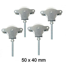 Cargar imagen en el visor de la galería, Polea para tendedero hierro 50x40 mm y 40x40 mm, 2 pcs con tornillo plástico