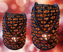 Cargar imagen en el visor de la galería, Farol redondo mimbre con candelera para velas, asa cáñamo colgante luz hogar