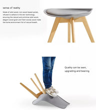 Cargar imagen en el visor de la galería, 4 x Sillas de comedor de plástico Eam de alta calidad, modernas, de lujo, nórdicas, para el hogar,