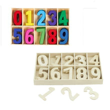 Cargar imagen en el visor de la galería, Números de madera natural mini del 0 al 9 - 50 unidades papelería manualidades