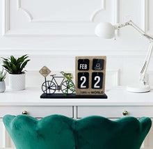 Cargar imagen en el visor de la galería, Calendario Perpetuo de Madera para Sobremesa, Decoración para el Hogar, Ideal para Escritorio, Sala de Estudio, Oficina