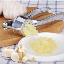 Cargar imagen en el visor de la galería, Prensa ajos prensador de ajos Zinc Alloy diseño profesional 15.5 cm