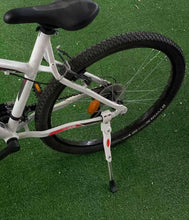 Cargar imagen en el visor de la galería, Caballete Lateral Ajustable, Pata Pie de Cabra para Bicicleta, Soporte de Bicicleta Altura Ajustable Aleación Aluminio Robusta Pata de Cabra para Bicicleta de Plegable Montaña