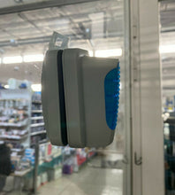 Cargar imagen en el visor de la galería, Limpia vidrio cristal acuario, tanque, algas, magnético Cepillo limpiador Raspad