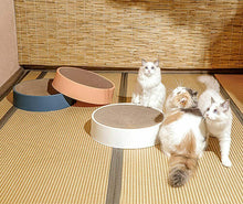 Cargar imagen en el visor de la galería, Cama - Rascador Gatos Cartón Corrugado XXL Redondo con Soporte 44 x 10 cm