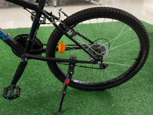 Cargar imagen en el visor de la galería, Caballete Lateral Ajustable, Pata Pie de Cabra para Bicicleta, Soporte de Bicicleta Altura Ajustable Aleación Aluminio Robusta Pata de Cabra para Bicicleta de Plegable Montaña