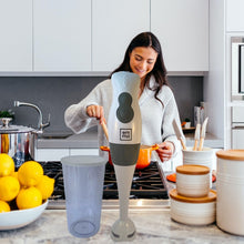 Cargar imagen en el visor de la galería, Batidora de Mano Inmersión 250W Hoja Acero Inox Electrico Con Vaso con Tapa