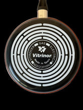 Cargar imagen en el visor de la galería, Sartén Praga de acero vitrificado exterior color rojo. Antiadherente todo tipo