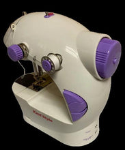 Cargar imagen en el visor de la galería, Maquina de coser portátil corriente 220w con pedal costurera costura 4 en 1