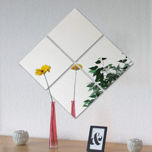 Cargar imagen en el visor de la galería, Set de 4 Espejos Cuadrado Redondo Estrella Corazon Hexagonal Adhesivos Decoración para Pared hogar