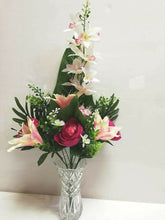 Cargar imagen en el visor de la galería, Ramo de Flores Lilium Artificiales Cementerio Mesa Decoración Boda 14 tenedores