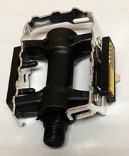 Cargar imagen en el visor de la galería, Par Pedales De Bicicleta AlUminio plástico BCCN Reflectantes Anti deslizante