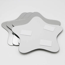 Cargar imagen en el visor de la galería, Set de 4 Espejos Cuadrado Redondo Estrella Corazon Hexagonal Adhesivos Decoración para Pared hogar