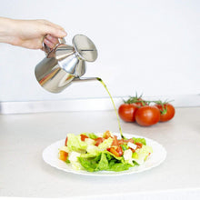 Cargar imagen en el visor de la galería, Aceitera acero inoxidable clasica 500 y 800 mlUtensilios de cocina
