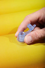 Cargar imagen en el visor de la galería, Colchoneta Hinchable Arcoiris Colorido 183x69 cm