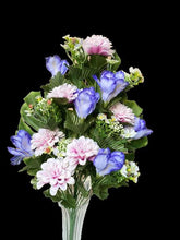 Cargar imagen en el visor de la galería, Ramo de Flores Lily Artificiales Cementerio Mesa Decoración Boda 14 tenedores