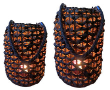 Cargar imagen en el visor de la galería, Farol redondo mimbre con candelera para velas, asa cáñamo colgante luz hogar